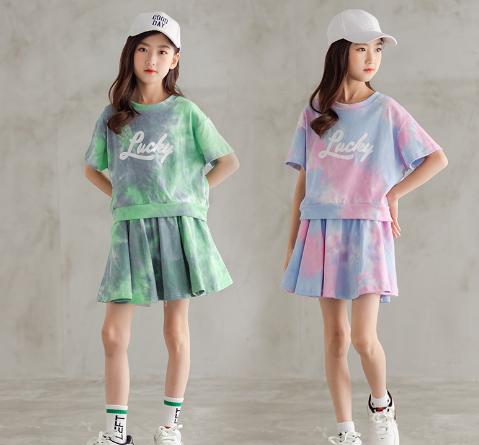 子供服 女の子 スポーツウェア キッズ スウェット ジャージ 上下セット 2点 夏 半袖 Tシャツ+スカート セットアップ 子ども服 女の子 ダンス衣装 韓国風 ヒップホップ ジュニア 運動着 七五三