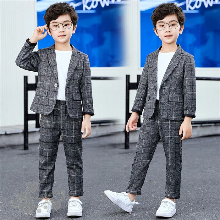 商品情報 素材 ポリエステル セット内容 2点セット（ジャケット+パンツ）3点セット（Tシャツ+ジャケット+パンツ）注意：注文内容により、金額が違います。注文後、差額を追加請求いたしますので、予めご了