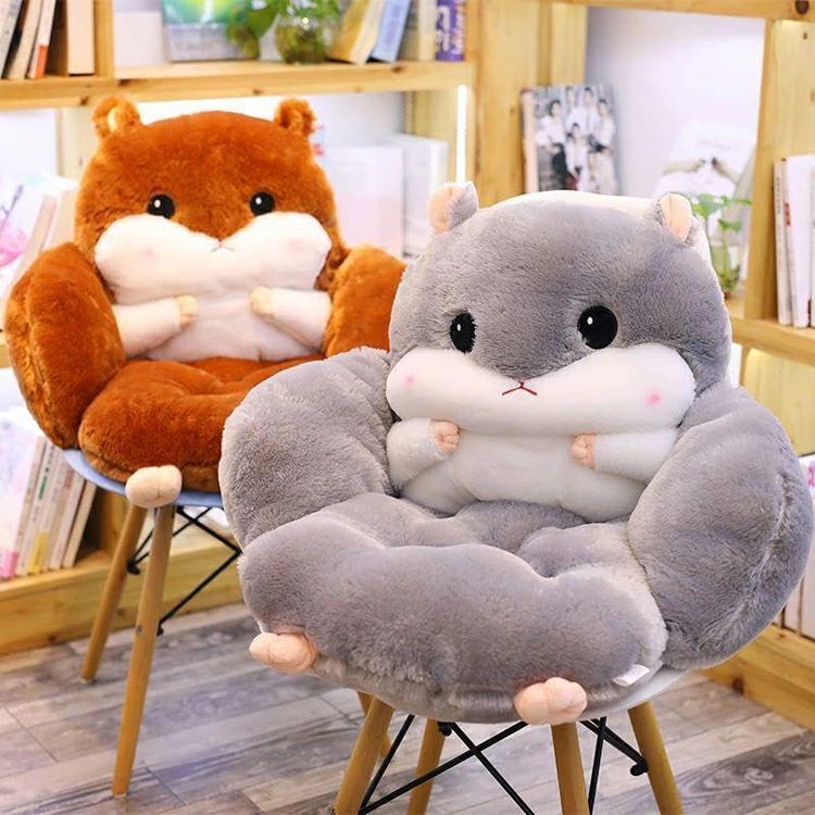 【商品コード】：y813495 【カラー】 グレー、ピンク、ブラウン、イエロー カバー材質：ポリエステル、詰め物：pp綿 サイズ：幅55x長40x高さ45cm 原産国: 中国 【この商品について】 表